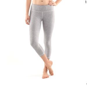 Lululemon Wunder Under Herringbone capri leggings